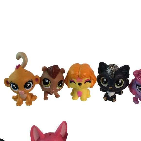 Littlest Pet Shop LPS Mini Figures & Accessories 50+ Pc Lot Micro No Duplicates - Picture 2 of 11